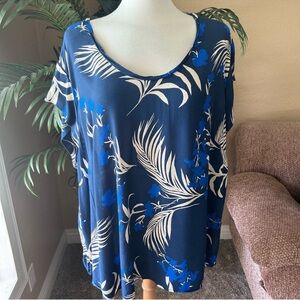 🇺🇸 Liz Claiborne Blue Floral Short Sleeve Women's Top